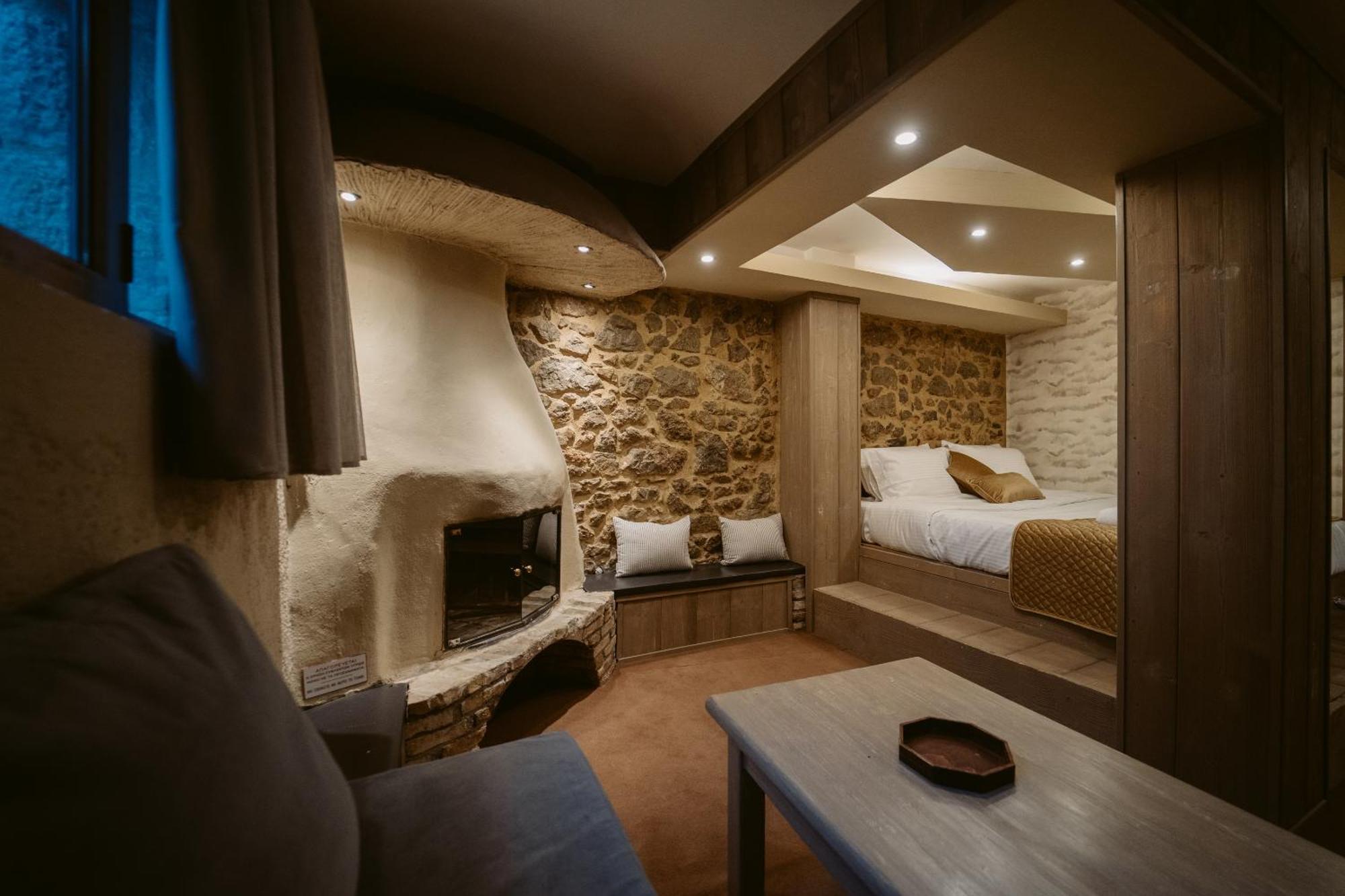 Afanos Guesthouse Aráhova Kültér fotó